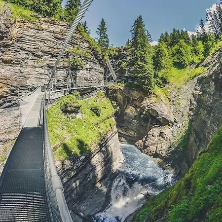 Clabina - Lumineux Et Calme * لوكباد